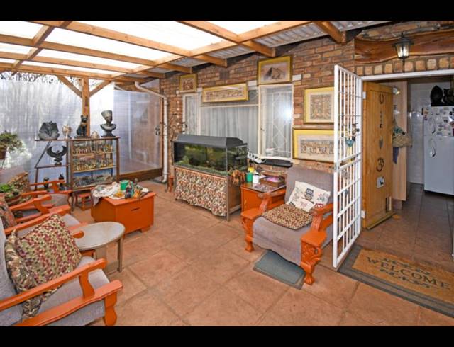 2 BEDROOM SIMPLEX FOR SALE IN KLOPPERPARK